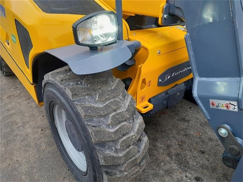 - - - EUROTRAC TH25.6 FABRIKS NY - Teleskoplastar: bild 5 - - - EUROTRAC TH25.6 FABRIKS NY - Teleskoplastar: bild 5
