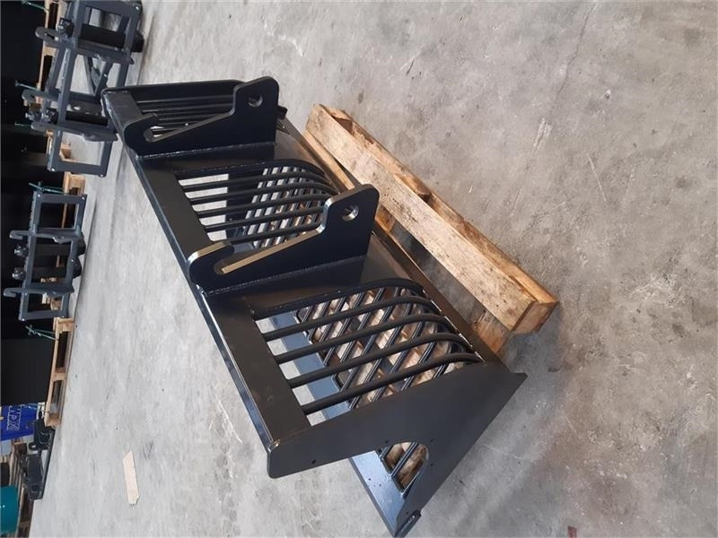 Eurotrac riste skovl med Giant beslag - Sorteringsskopa för Byggmaskiner: bild 2 Eurotrac riste skovl med Giant beslag - Sorteringsskopa för Byggmaskiner: bild 2