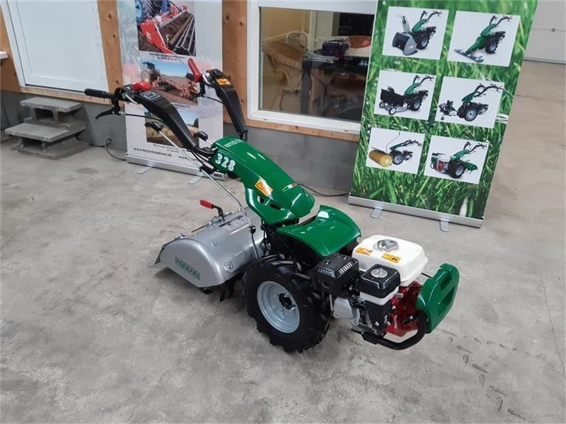 Ferrari 328 - Kommunaltraktor: bild 1 Ferrari 328 - Kommunaltraktor: bild 1