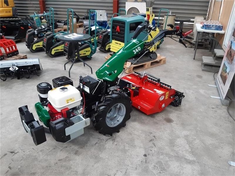 Ferrari 340 el-start - Kommunaltraktor: bild 4 Ferrari 340 el-start - Kommunaltraktor: bild 4