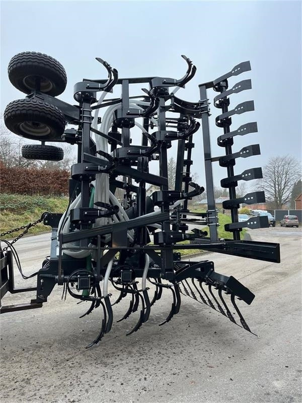 Inter-Tech Fabriksny 7.50 m. tandnedfælder - Jord injektor: bild 3 Inter-Tech Fabriksny 7.50 m. tandnedfælder - Jord injektor: bild 3