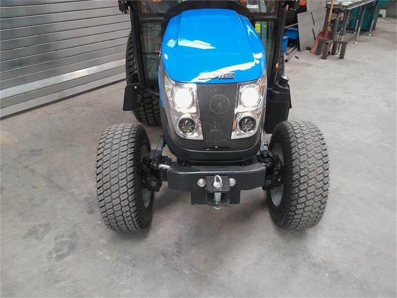 Solis 26 med kabine - Kommunaltraktor: bild 4 Solis 26 med kabine - Kommunaltraktor: bild 4