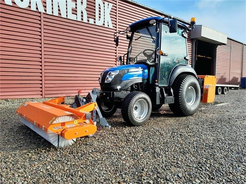 Solis 26 vinter sæt - Kommunaltraktor: bild 1 Solis 26 vinter sæt - Kommunaltraktor: bild 1