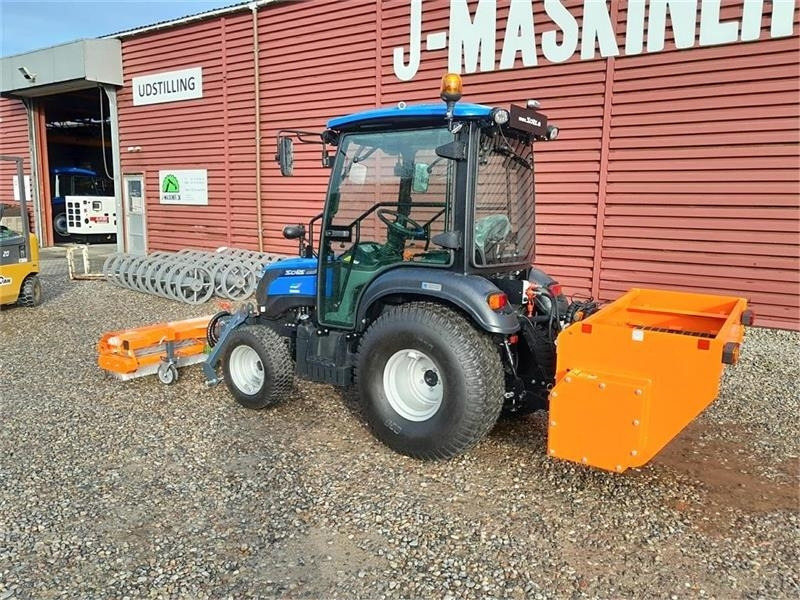 Solis 26 vinter sæt - Kommunaltraktor: bild 2 Solis 26 vinter sæt - Kommunaltraktor: bild 2