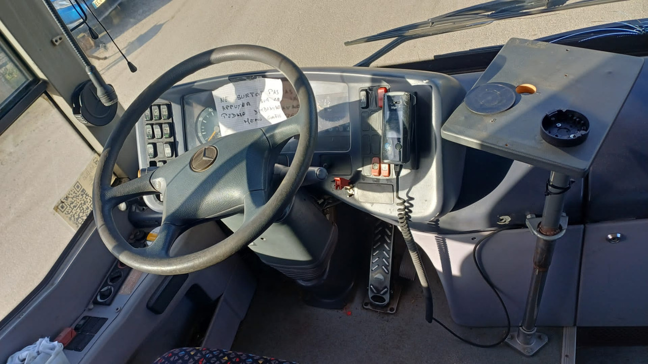 MERCEDES-BENZ - Förortsbuss: bild 3 MERCEDES-BENZ - Förortsbuss: bild 3