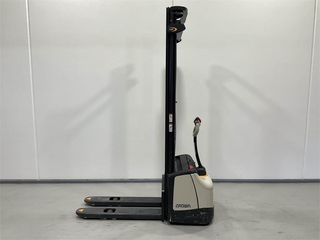 Crown WF3000-1,2 TF - Staplare: bild 3 Crown WF3000-1,2 TF - Staplare: bild 3