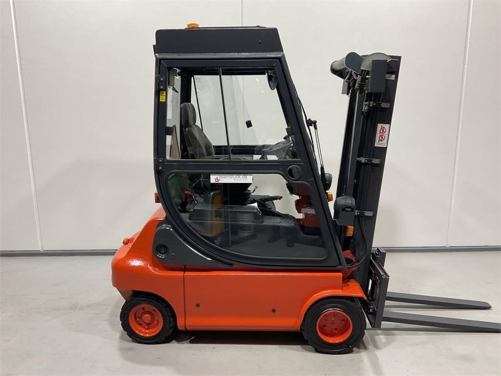 Linde E20P-02 - Eltruck: bild 1 Linde E20P-02 - Eltruck: bild 1
