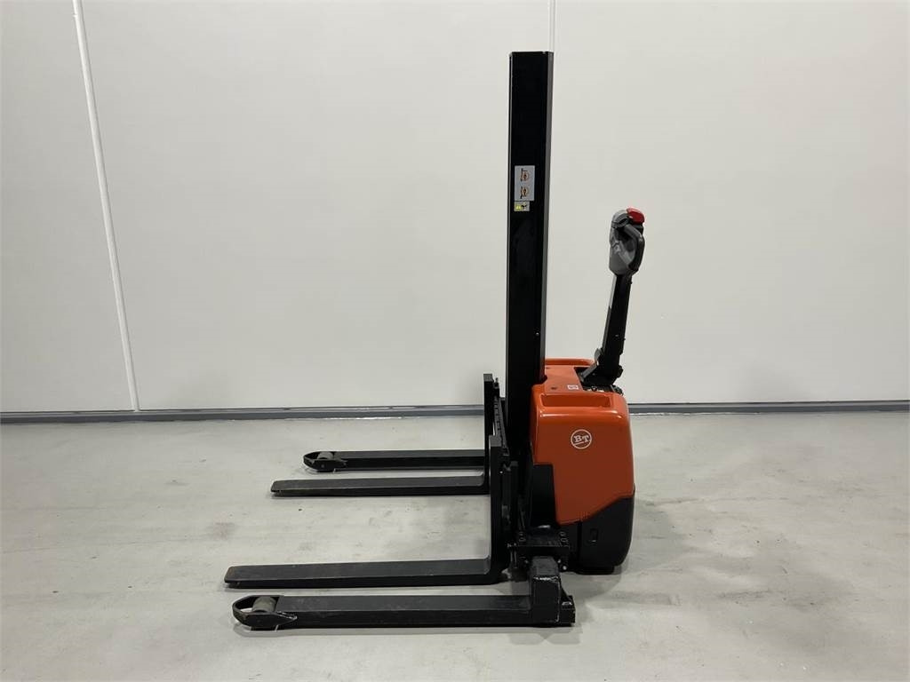 Toyota HWE100 - Staplare: bild 3 Toyota HWE100 - Staplare: bild 3