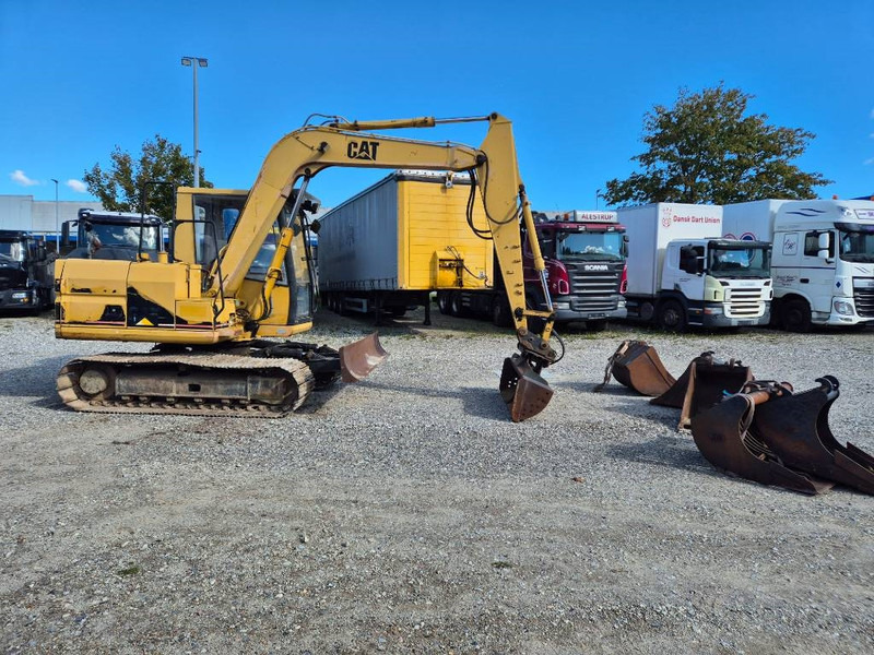 Cat 307 with extra buckets - Minigrävmaskin: bild 4 Cat 307 with extra buckets - Minigrävmaskin: bild 4