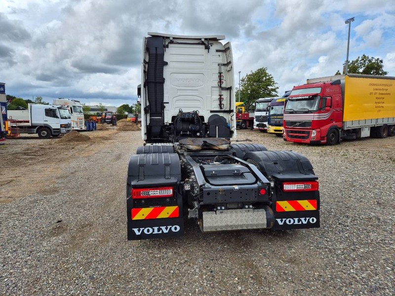Volvo FH 500 6x2 // ACC // 10 Wheeler // Low km - Dragbil: bild 4 Volvo FH 500 6x2 // ACC // 10 Wheeler // Low km - Dragbil: bild 4