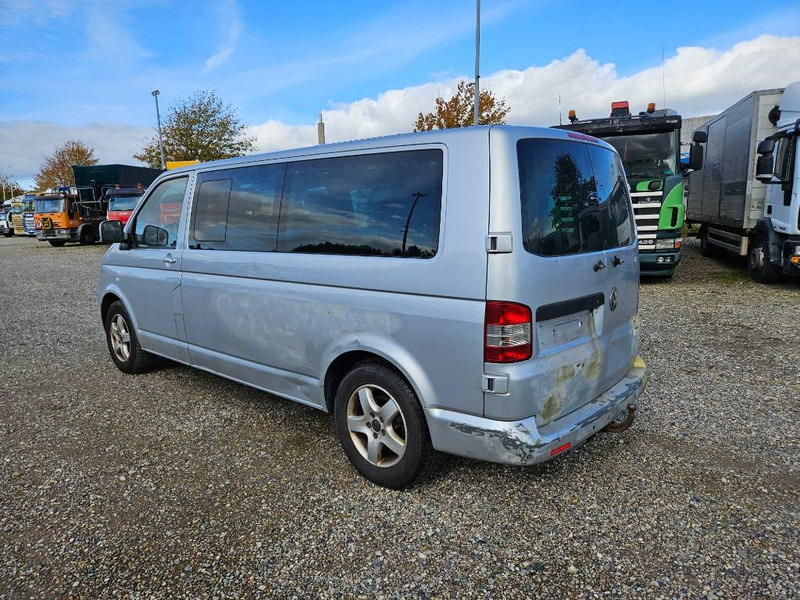 Volkswagen Caravelle 2,5 TDi 130 lang 10prs 5d - Personbil: bild 3 Volkswagen Caravelle 2,5 TDi 130 lang 10prs 5d - Personbil: bild 3