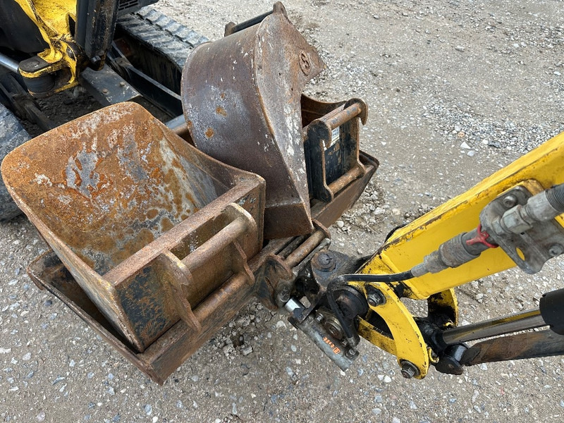 Yanmar SV 18 low hours // Tiltman S30 - Minigrävmaskin: bild 3 Yanmar SV 18 low hours // Tiltman S30 - Minigrävmaskin: bild 3