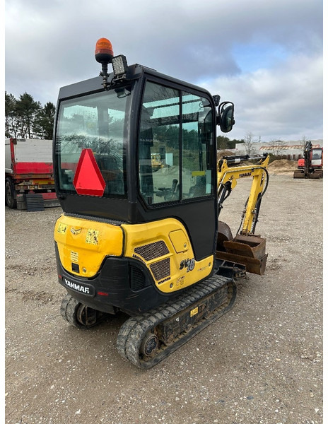 Yanmar SV 18 low hours // Tiltman S30 - Minigrävmaskin: bild 4 Yanmar SV 18 low hours // Tiltman S30 - Minigrävmaskin: bild 4