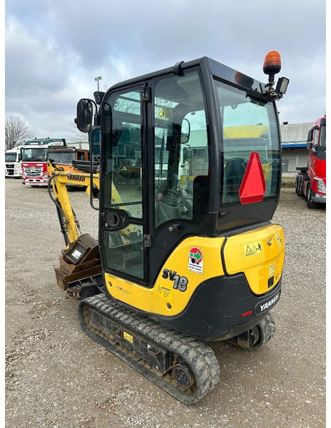 Yanmar SV 18 low hours // Tiltman S30 - Minigrävmaskin: bild 5 Yanmar SV 18 low hours // Tiltman S30 - Minigrävmaskin: bild 5