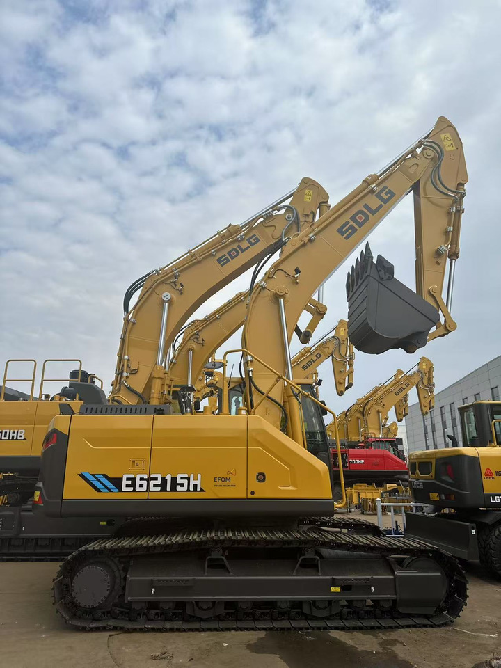 SDLG E6215H - Bandgrävare: bild 4 SDLG E6215H - Bandgrävare: bild 4