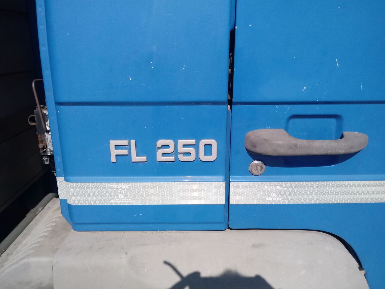 Volvo FL6.250 - Lastbil med skåp: bild 3 Volvo FL6.250 - Lastbil med skåp: bild 3