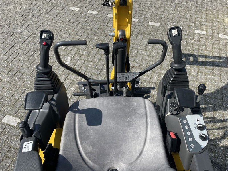 New Holland E12D Minigraver - Minigrävmaskin: bild 5 New Holland E12D Minigraver - Minigrävmaskin: bild 5