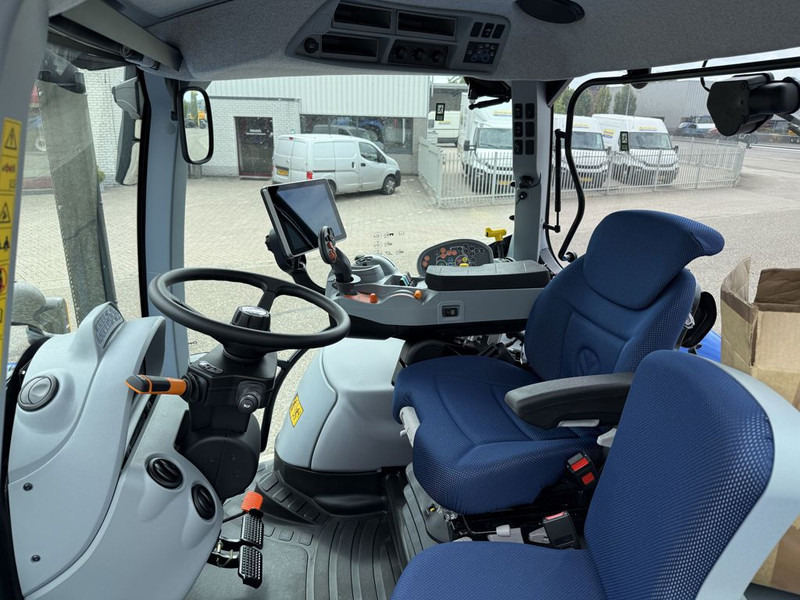 New Holland T6.145 AC STAGE V - Traktor: bild 5 New Holland T6.145 AC STAGE V - Traktor: bild 5