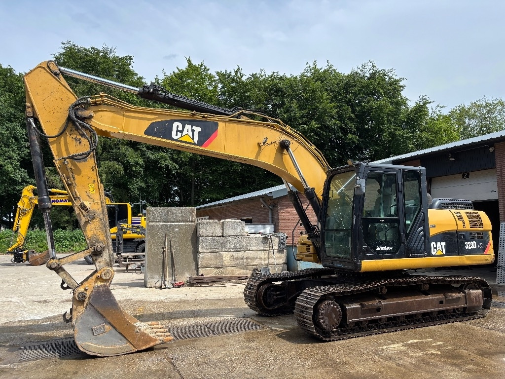 CAT 323 D LN - Bandgrävare: bild 2 CAT 323 D LN - Bandgrävare: bild 2