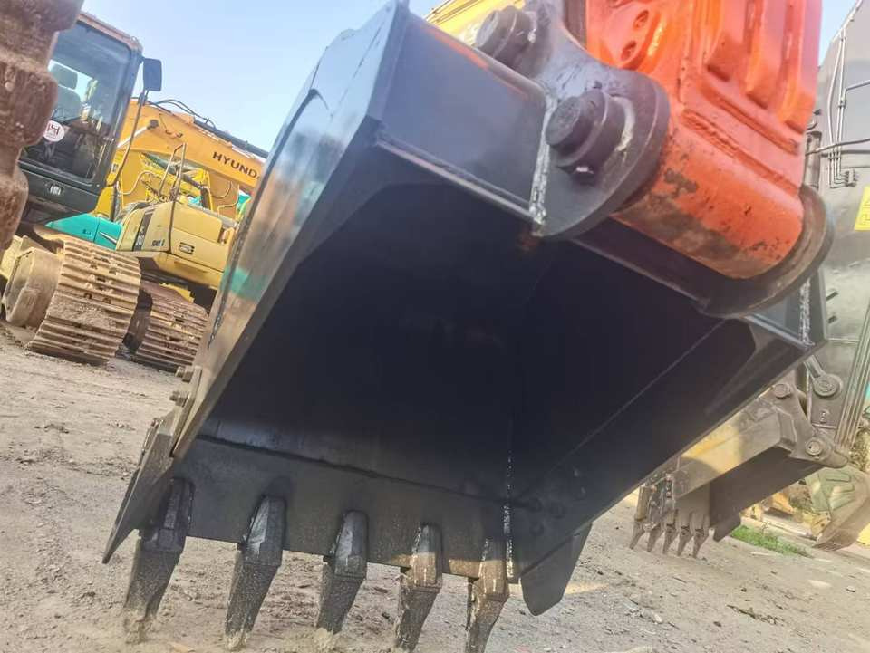 Doosan DX 225 - Bandgrävare: bild 3 Doosan DX 225 - Bandgrävare: bild 3