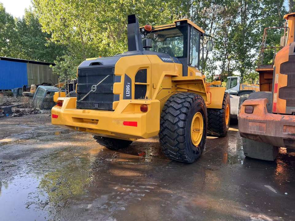 Good Condition Used L120Gz Wheel Loader VOLVO Used VOLVO L120G Loader Used Wheel Loader for Sale - Hjullastare: bild 2 Good Condition Used L120Gz Wheel Loader VOLVO Used VOLVO L120G Loader Used Wheel Loader for Sale - Hjullastare: bild 2