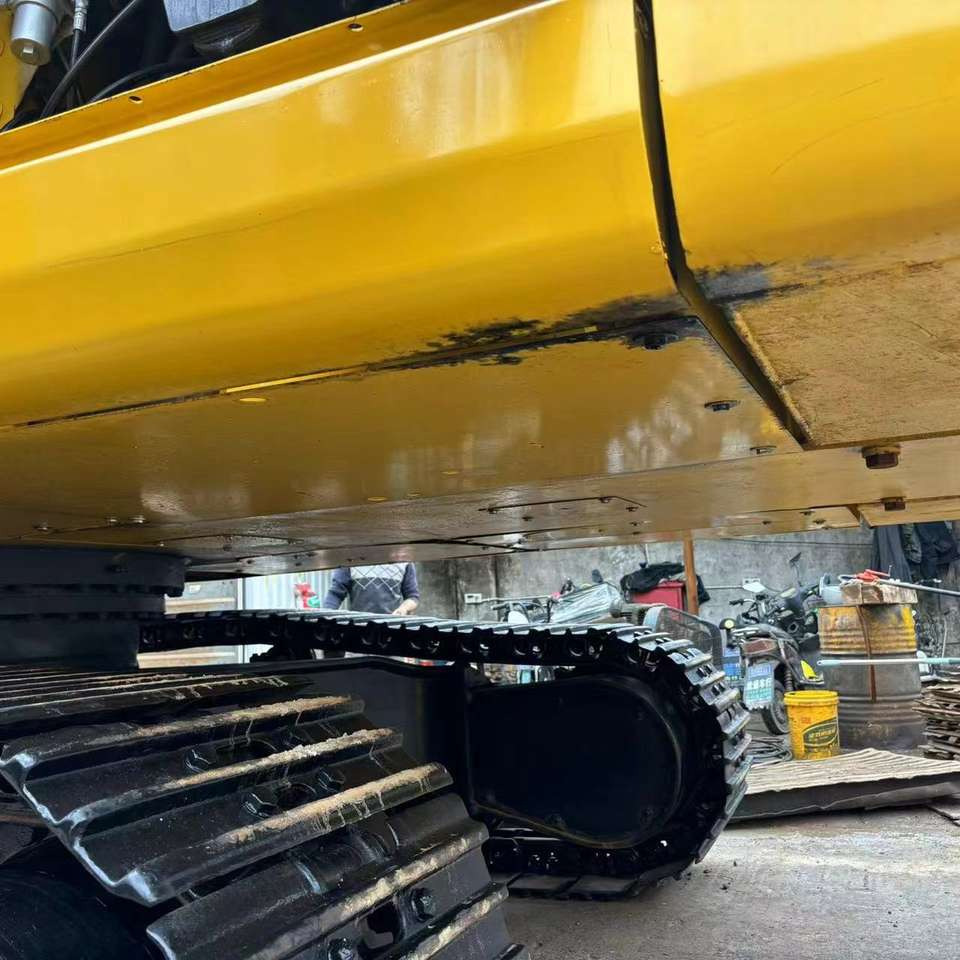 KOMATSU PC 300 - Bandgrävare: bild 3 KOMATSU PC 300 - Bandgrävare: bild 3