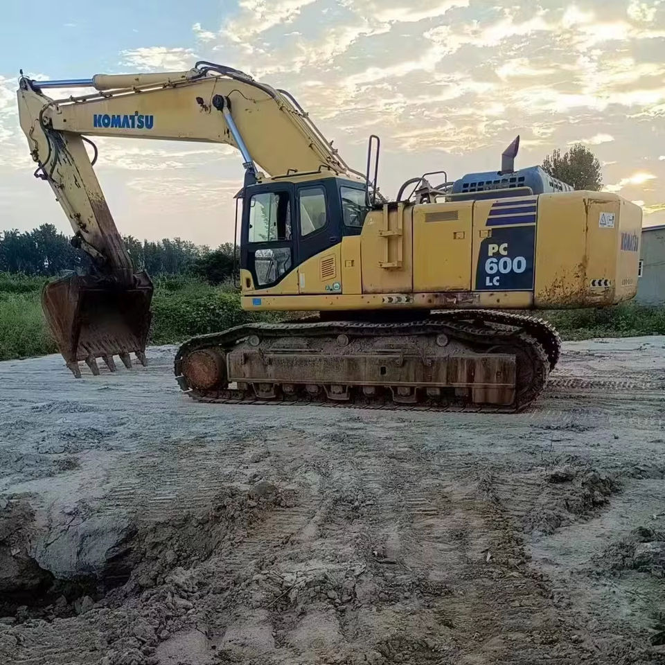 Original Good Condition USED Excavator PC600LC-8 60 Ton Excavator Crawler Excavator for Komatsu on Sale - Bandgrävare: bild 1 Original Good Condition USED Excavator PC600LC-8 60 Ton Excavator Crawler Excavator for Komatsu on Sale - Bandgrävare: bild 1