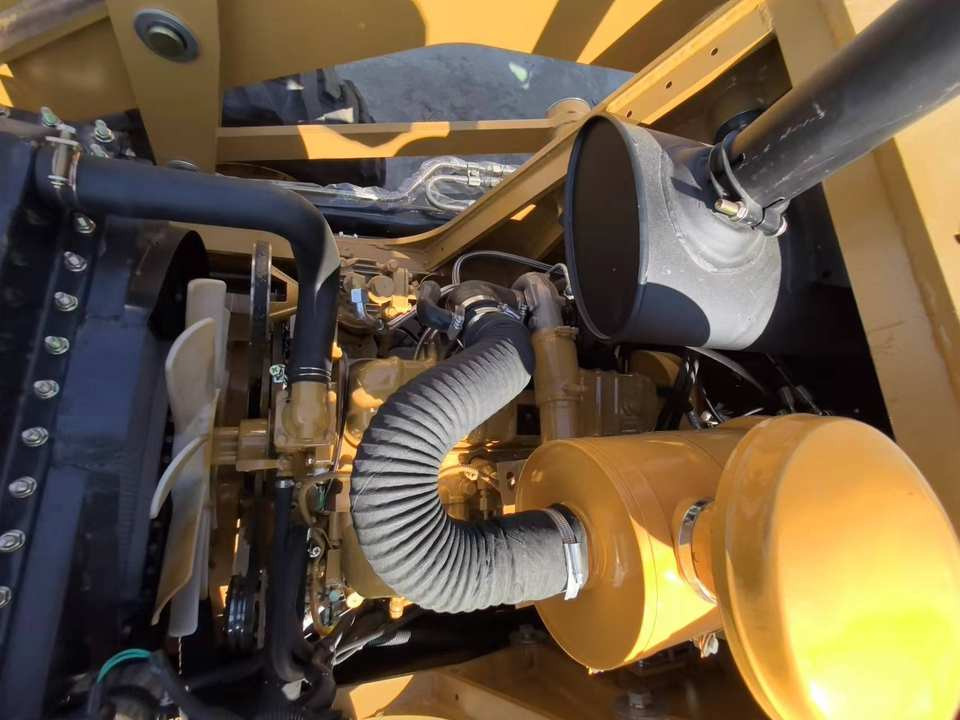 Used Caterpillar 2024 Year Low Hours 420f 420f2 420e 416e Secondhand Cat 420f with 20 Hours in Stock - Grävlastare: bild 5 Used Caterpillar 2024 Year Low Hours 420f 420f2 420e 416e Secondhand Cat 420f with 20 Hours in Stock - Grävlastare: bild 5