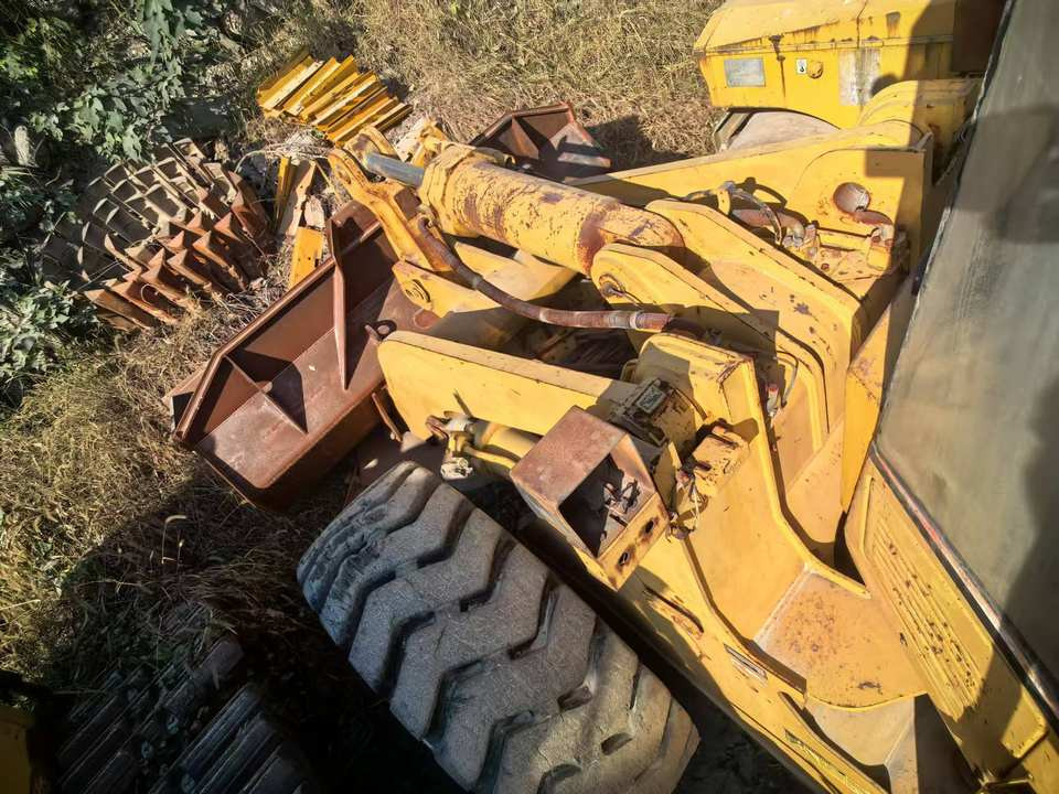 Used Front Wheel Loader CAT 966F With Good Price From Wheel Loaders Caterpillar Machinery Cat 966F Loaders - Hjullastare: bild 3 Used Front Wheel Loader CAT 966F With Good Price From Wheel Loaders Caterpillar Machinery Cat 966F Loaders - Hjullastare: bild 3