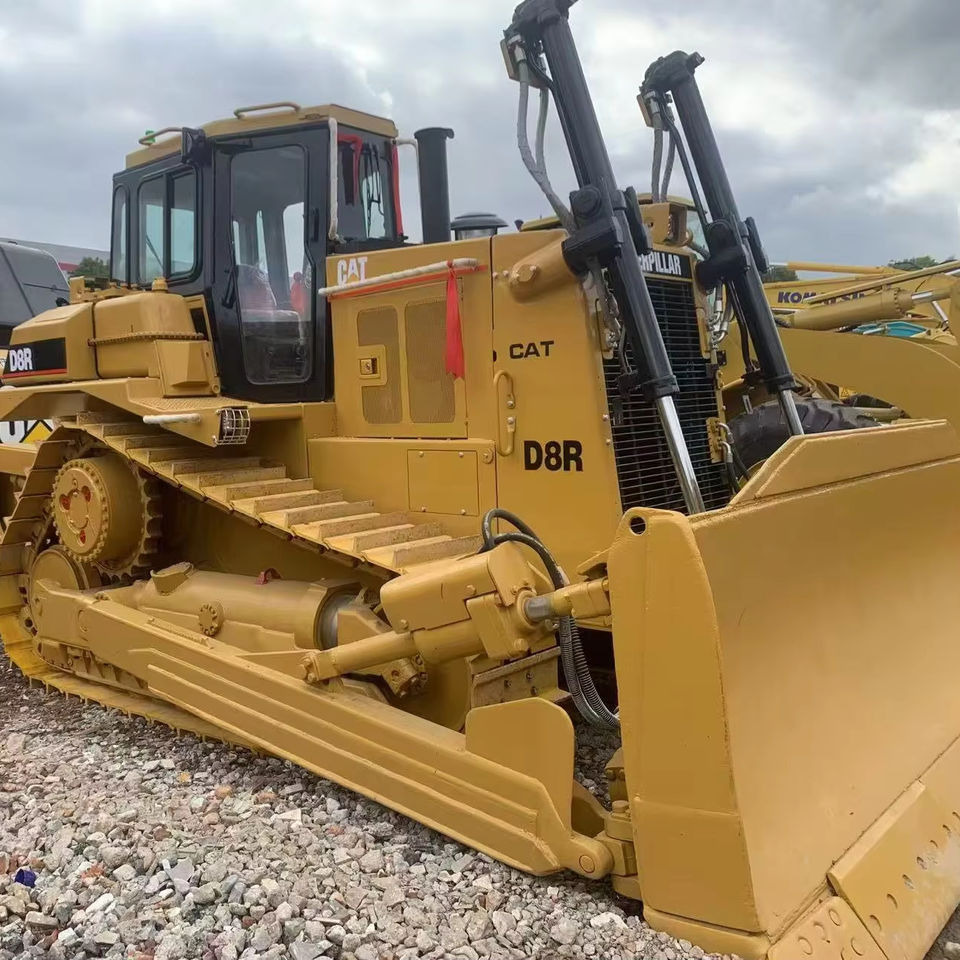 Used Machinery Caterpillar CAT D8R Bulldozer With Ripper Construction & Building Machinery Second Hand - Bulldozer: bild 1 Used Machinery Caterpillar CAT D8R Bulldozer With Ripper Construction & Building Machinery Second Hand - Bulldozer: bild 1