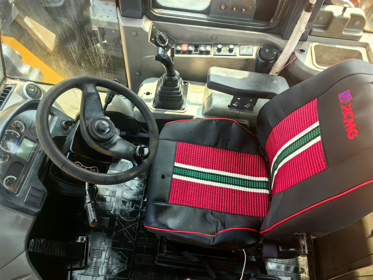 XCMG LW500KV - Hjullastare: bild 4 XCMG LW500KV - Hjullastare: bild 4