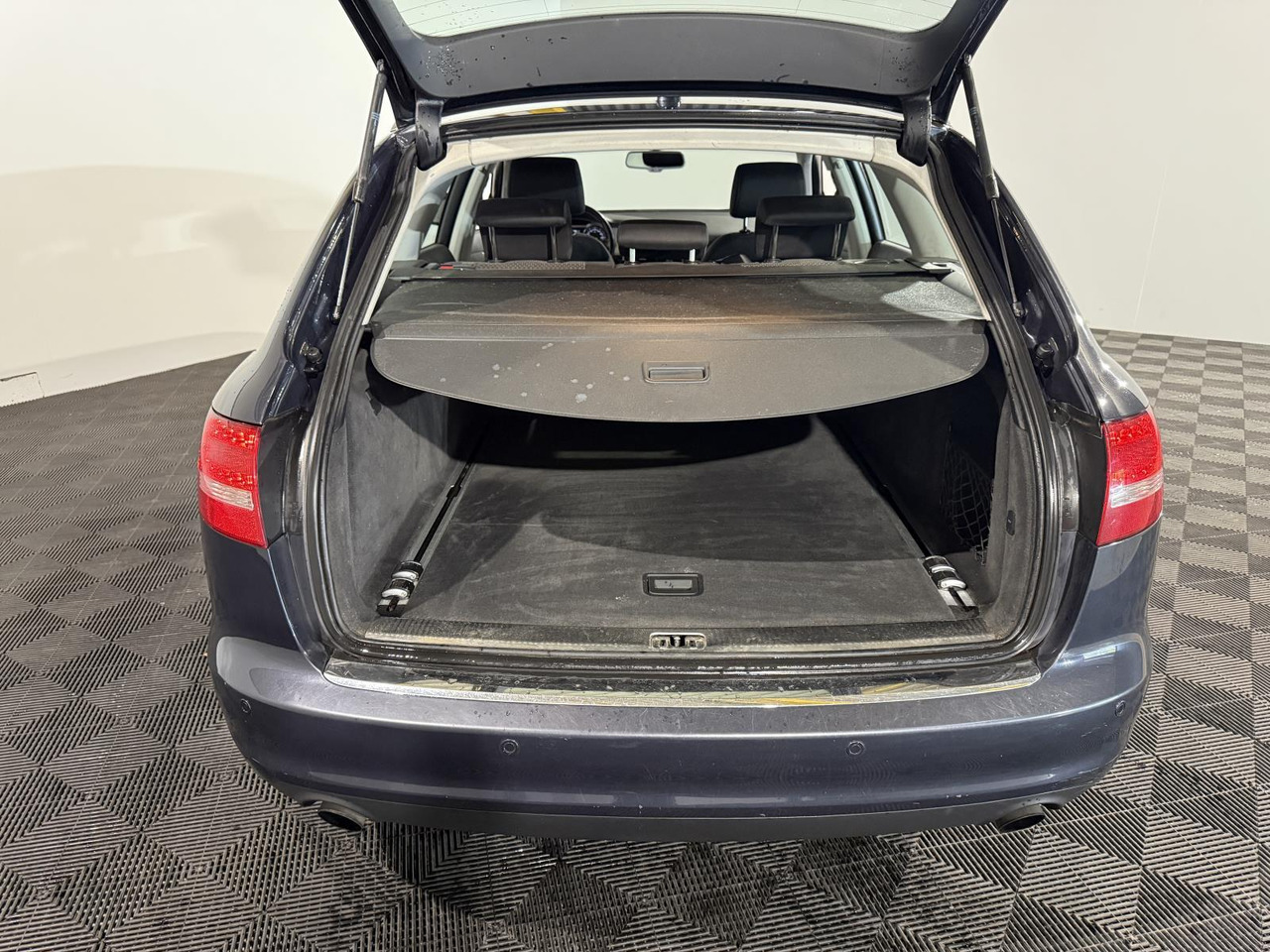 Audi | A6 Avant | 2.0 TFSI Business Edition | 2010 | 250.455 km | 91NGZ8 | Logisch - Personbil: bild 3 Audi | A6 Avant | 2.0 TFSI Business Edition | 2010 | 250.455 km | 91NGZ8 | Logisch - Personbil: bild 3