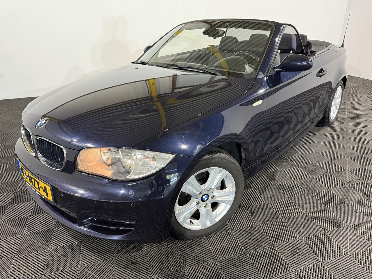 BMW | 1-serie Cabrio | 118i High Executive | 2009 | 114.310 km | 43HZT4 | Logisch - Personbil: bild 1 BMW | 1-serie Cabrio | 118i High Executive | 2009 | 114.310 km | 43HZT4 | Logisch - Personbil: bild 1