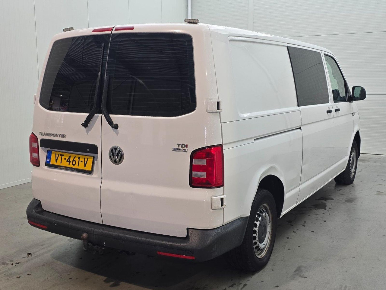 Volkswagen Transporter 2.0 TDI L2H1 DC Comfortline | 2016 | 300.067 km | VT461V | NAP: Logisch - Dubbelhytt transportbil: bild 4 Volkswagen Transporter 2.0 TDI L2H1 DC Comfortline | 2016 | 300.067 km | VT461V | NAP: Logisch - Dubbelhytt transportbil: bild 4