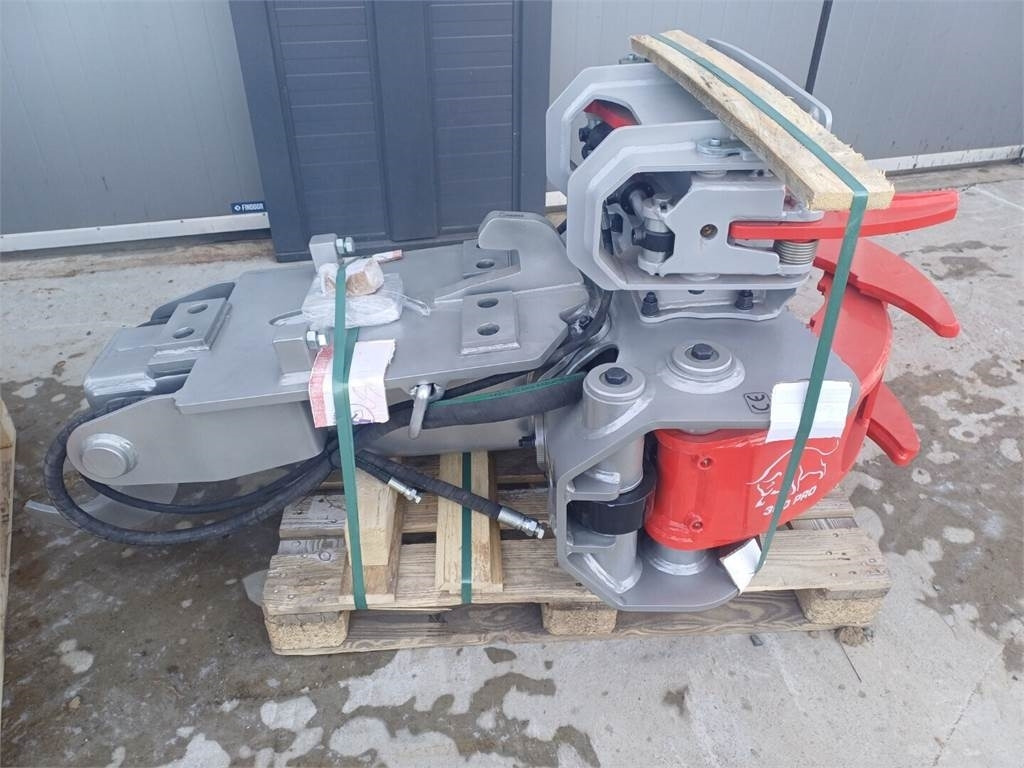 Bison 300pro Energiapuukoura - Gripklo för Byggmaskiner: bild 2 Bison 300pro Energiapuukoura - Gripklo för Byggmaskiner: bild 2