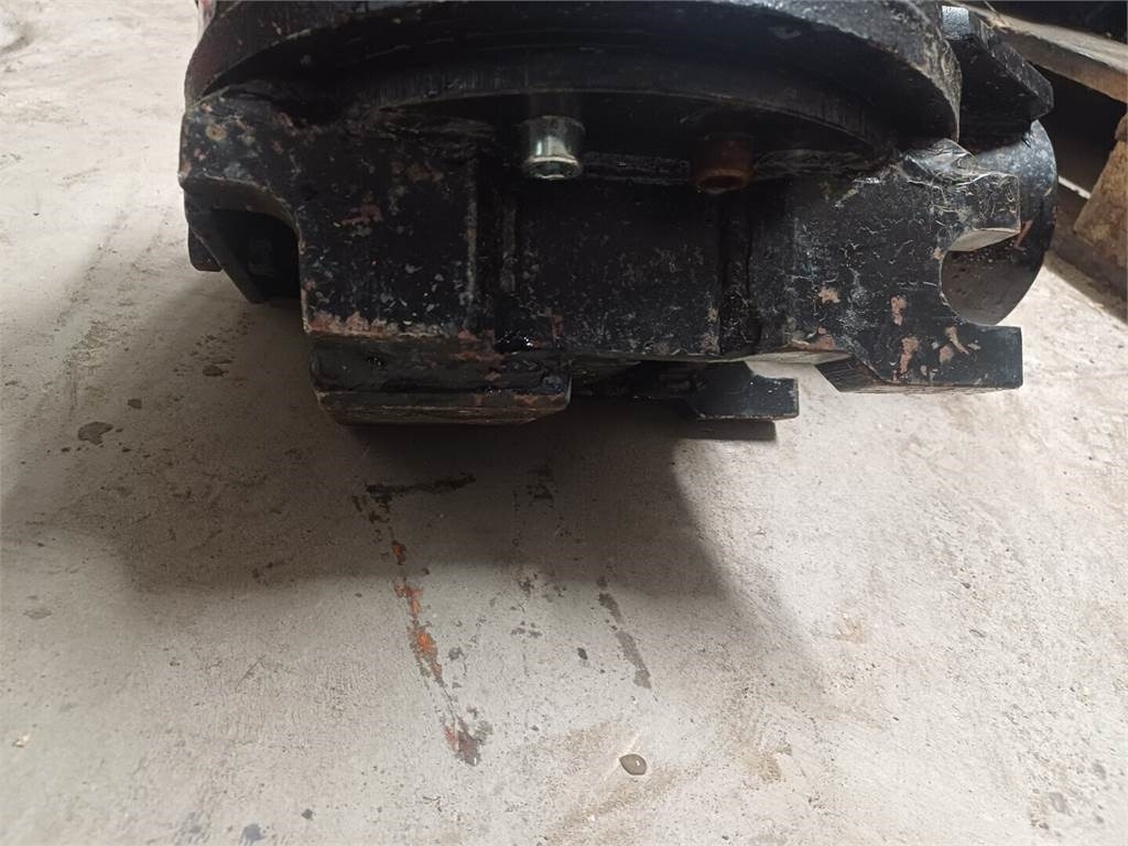 Kauhan pyörittäjä S30/S30 - Tiltrotator: bild 3 Kauhan pyörittäjä S30/S30 - Tiltrotator: bild 3