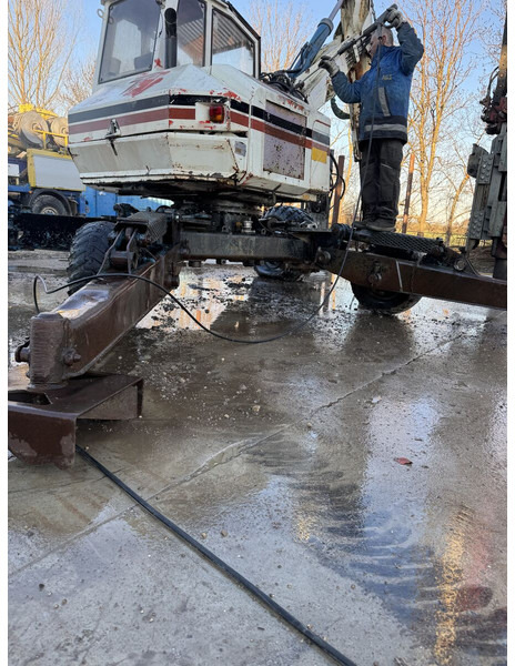 Kaiser X4M Turbostar!!! - Spindelgrävare: bild 1 Kaiser X4M Turbostar!!! - Spindelgrävare: bild 1