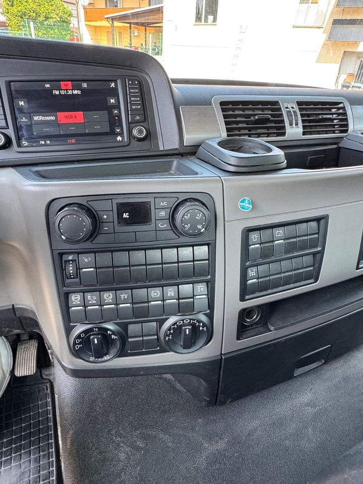 Dragbil, Tippbil semitrailer MAN 18.460 TGS/B-B/Kipp/4X4/klp.Zug/TOP-ZUSTAND: bild 9 Dragbil, Tippbil semitrailer MAN 18.460 TGS/B-B/Kipp/4X4/klp.Zug/TOP-ZUSTAND: bild 9