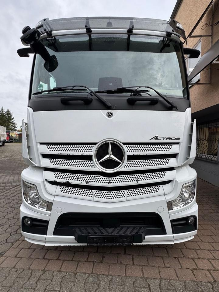 Mercedes-Benz Actros 2548L-/Lenk-Lift/Retarder/Mirror-Cam - Dryckestransport lastbil: bild 2 Mercedes-Benz Actros 2548L-/Lenk-Lift/Retarder/Mirror-Cam - Dryckestransport lastbil: bild 2