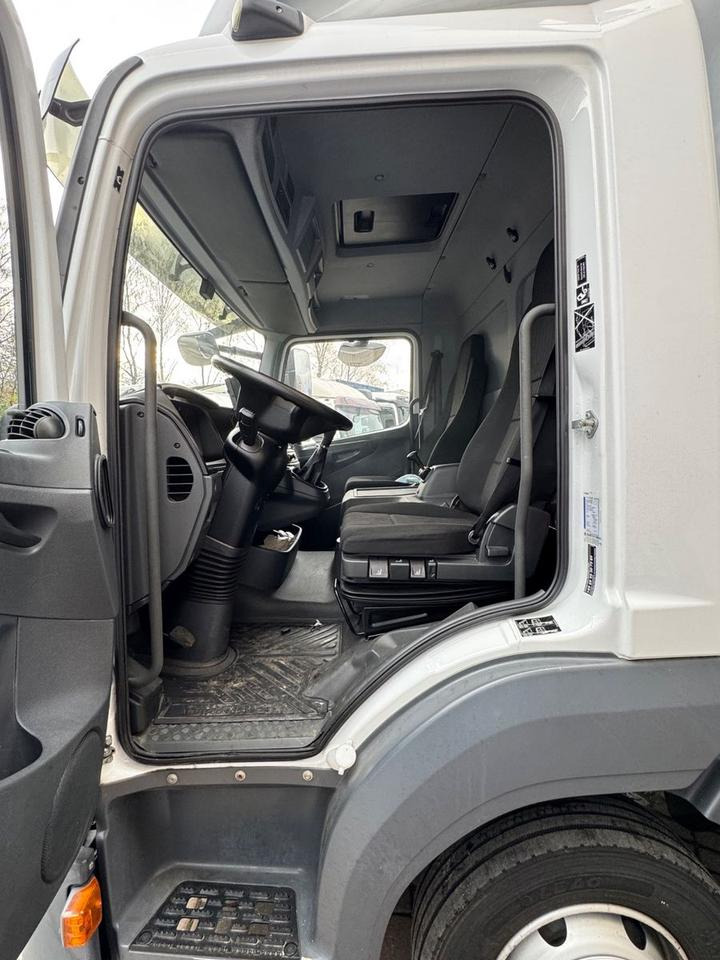 Mercedes-Benz Atego 816/Möbelkoffer/Brake-Assist/Lane-Assi - Lastbil med skåp: bild 4 Mercedes-Benz Atego 816/Möbelkoffer/Brake-Assist/Lane-Assi - Lastbil med skåp: bild 4