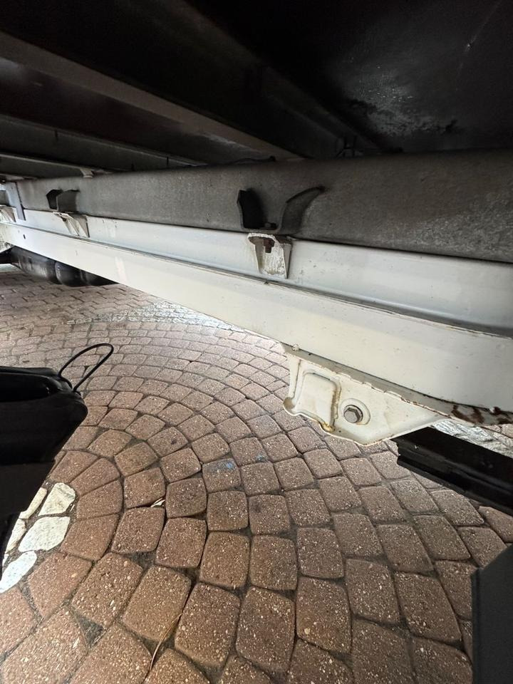 Volymskåp Volkswagen Crafter/LBW/Kamera/aus1.Hand/Top-Zustand!: bild 13 Volymskåp Volkswagen Crafter/LBW/Kamera/aus1.Hand/Top-Zustand!: bild 13