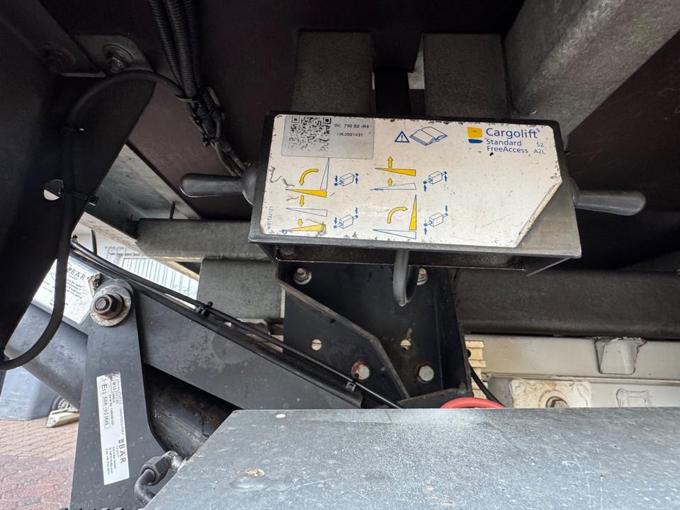 Volymskåp Volkswagen Crafter/LBW/Kamera/aus1.Hand/Top-Zustand!: bild 8 Volymskåp Volkswagen Crafter/LBW/Kamera/aus1.Hand/Top-Zustand!: bild 8