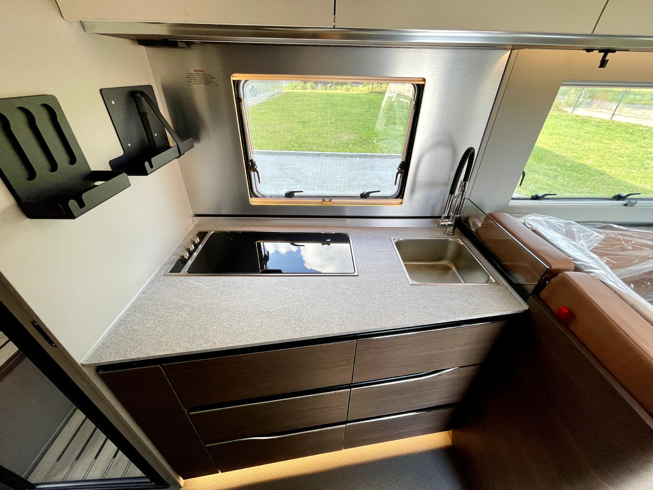 Adria Super Sonic 890 LC - Helintegrerad husbil: bild 5 Adria Super Sonic 890 LC - Helintegrerad husbil: bild 5