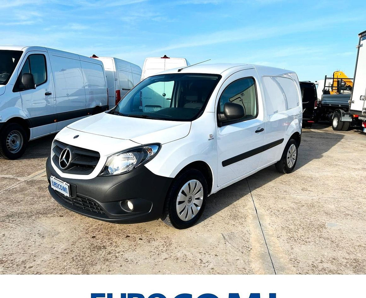 Små skåpbil Mercedes Benz Citan 111 cdi Long 3 posti: bild 1