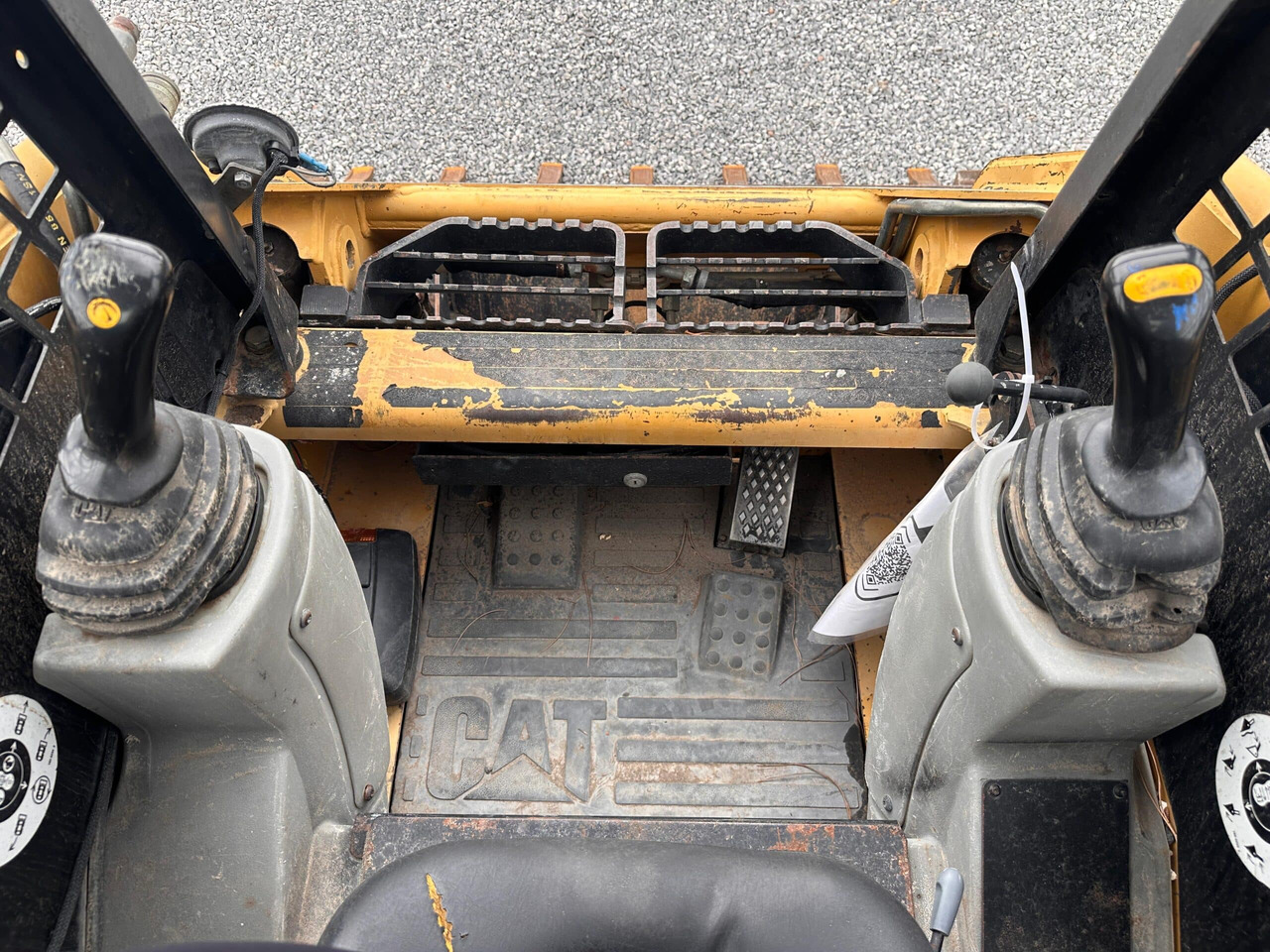 Kompaktlastare/ Slirstyrda lastare FIAT HITACHI 226BHF: bild 10 Kompaktlastare/ Slirstyrda lastare FIAT HITACHI 226BHF: bild 10