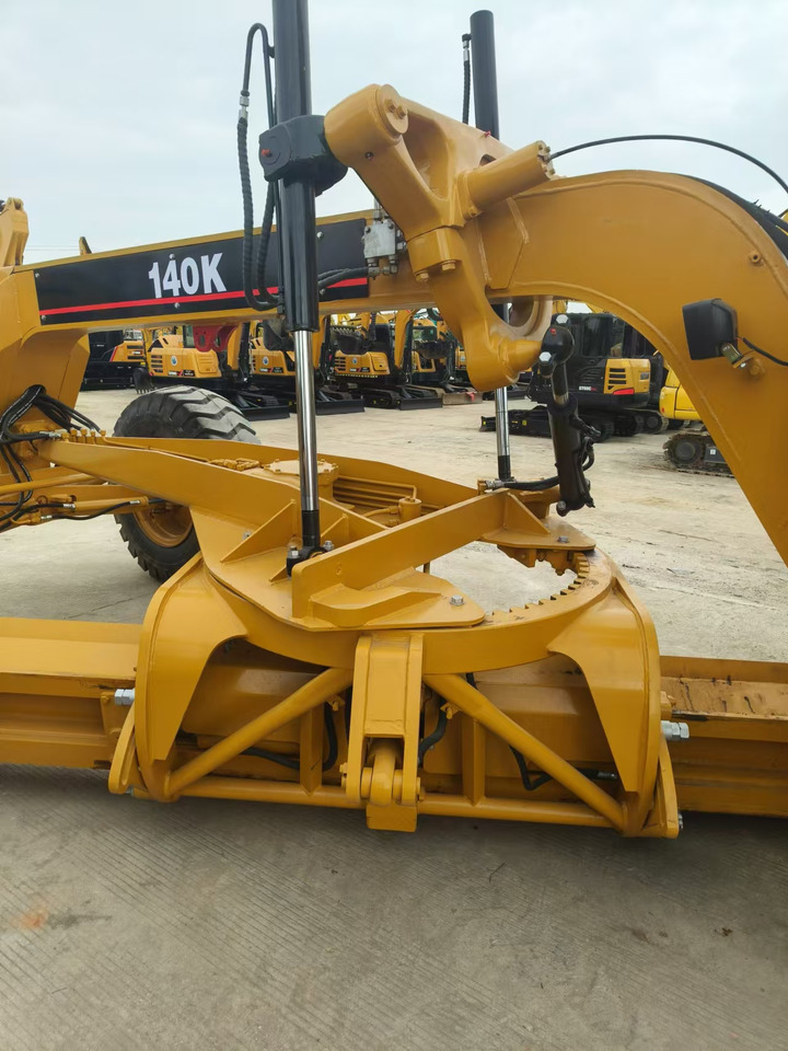 CATERPILLAR 140H - Väghyvel: bild 5 CATERPILLAR 140H - Väghyvel: bild 5