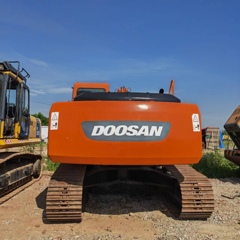 DOOSAN DH220 - Bandgrävare: bild 3 DOOSAN DH220 - Bandgrävare: bild 3