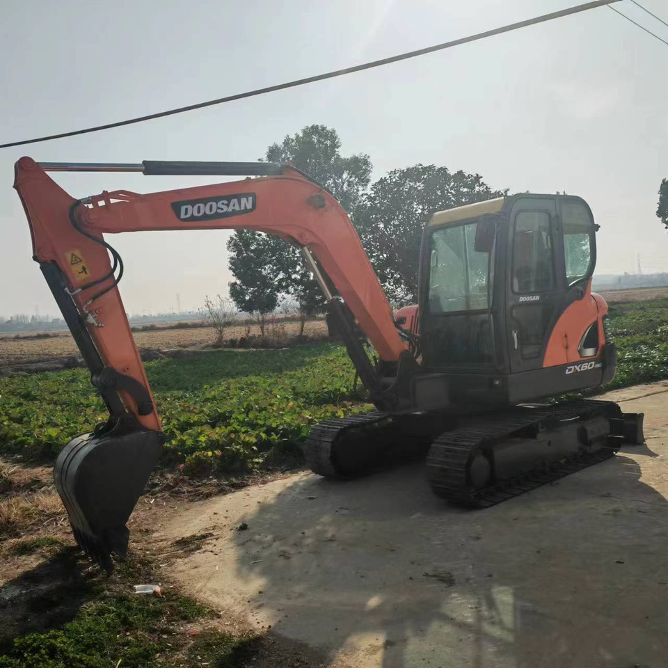 DOOSAN DX60 - Minigrävmaskin: bild 4 DOOSAN DX60 - Minigrävmaskin: bild 4