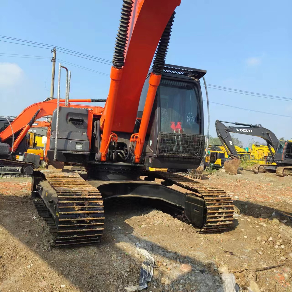 HITACHI ZX210 - Bandgrävare: bild 4 HITACHI ZX210 - Bandgrävare: bild 4