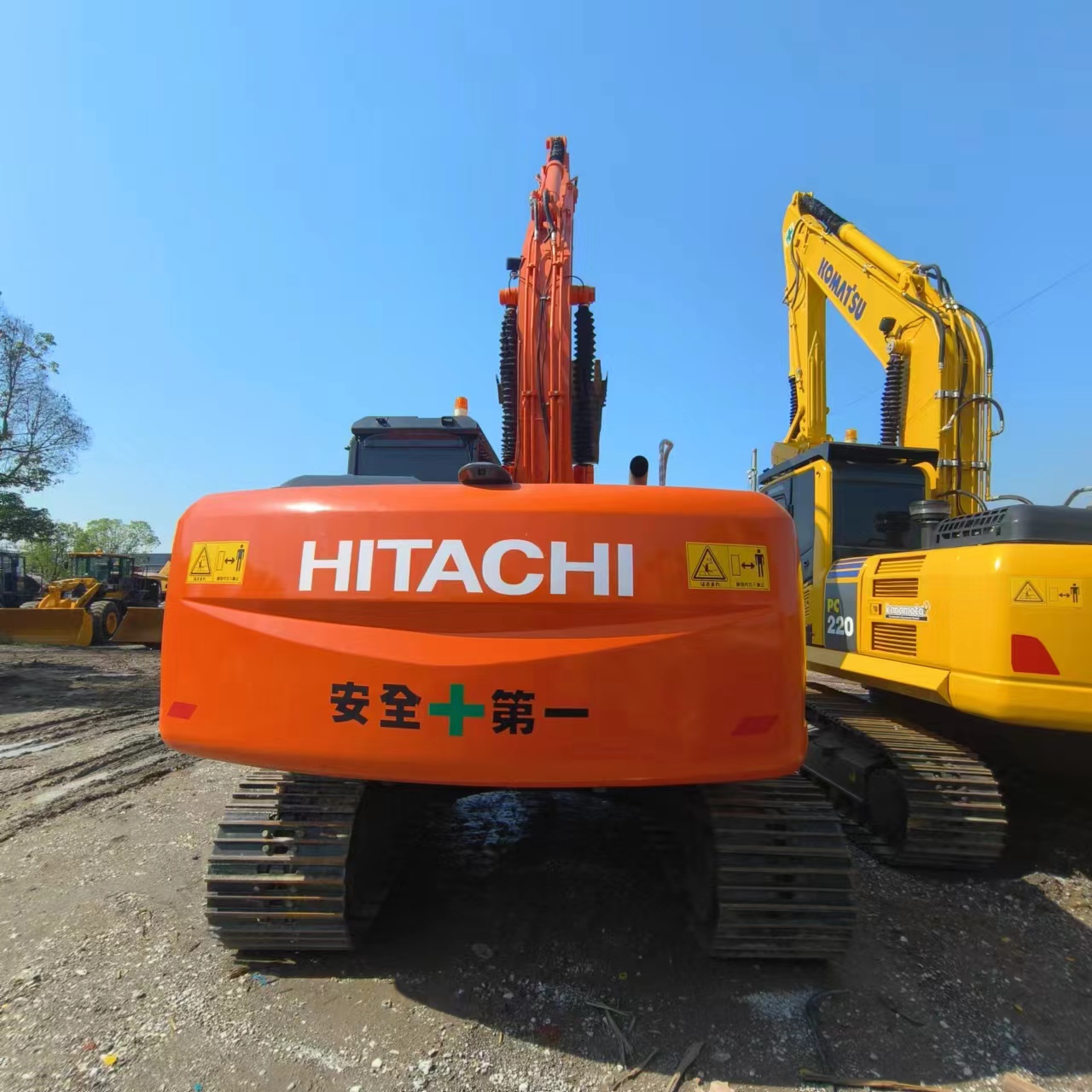 Bandgrävare HITACHI ZX210: bild 7